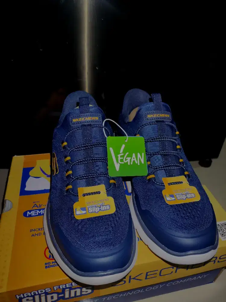 Sepatu Lari Sketchers Baru