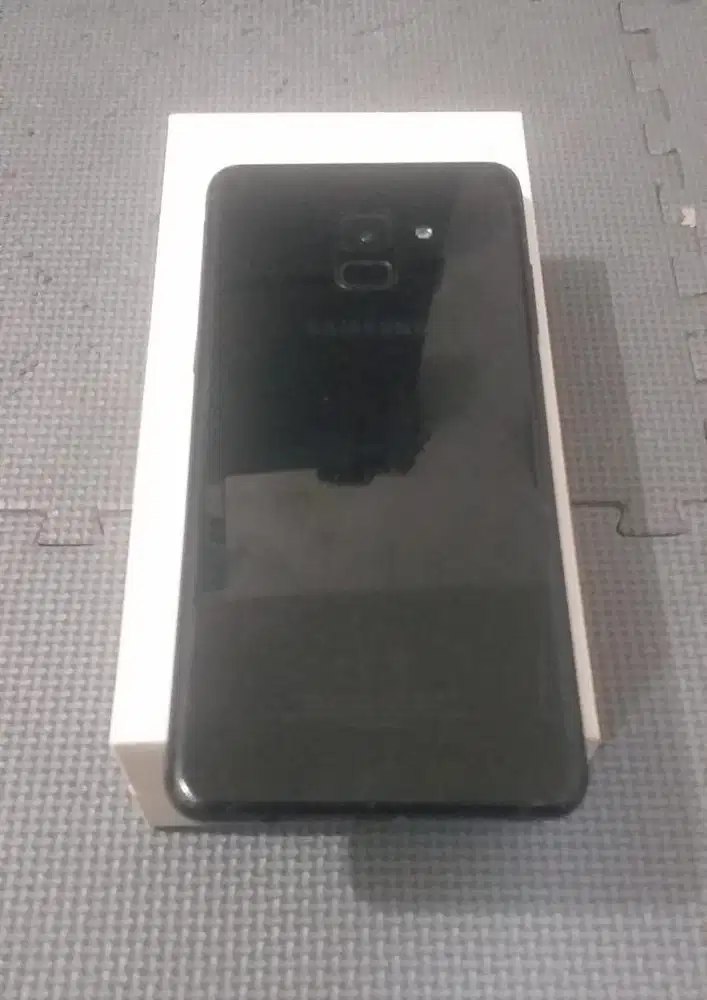 Samsung A8 plus 6/64