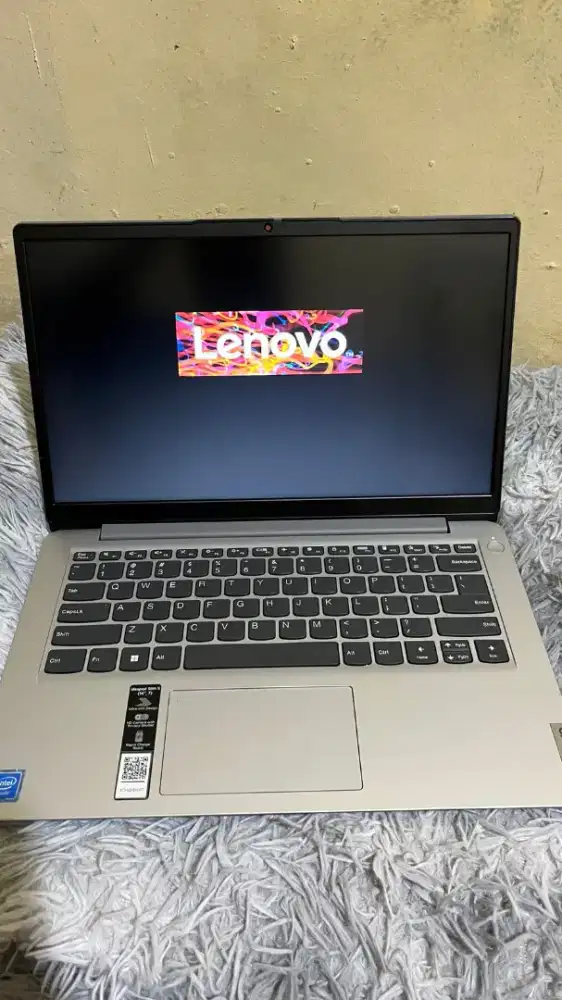 Jual cepat Laptop Lenovo ideapad Slim 1i