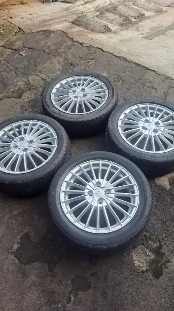 Velg original swift r16 cocok buat splash baleno ignis sigra calya dll