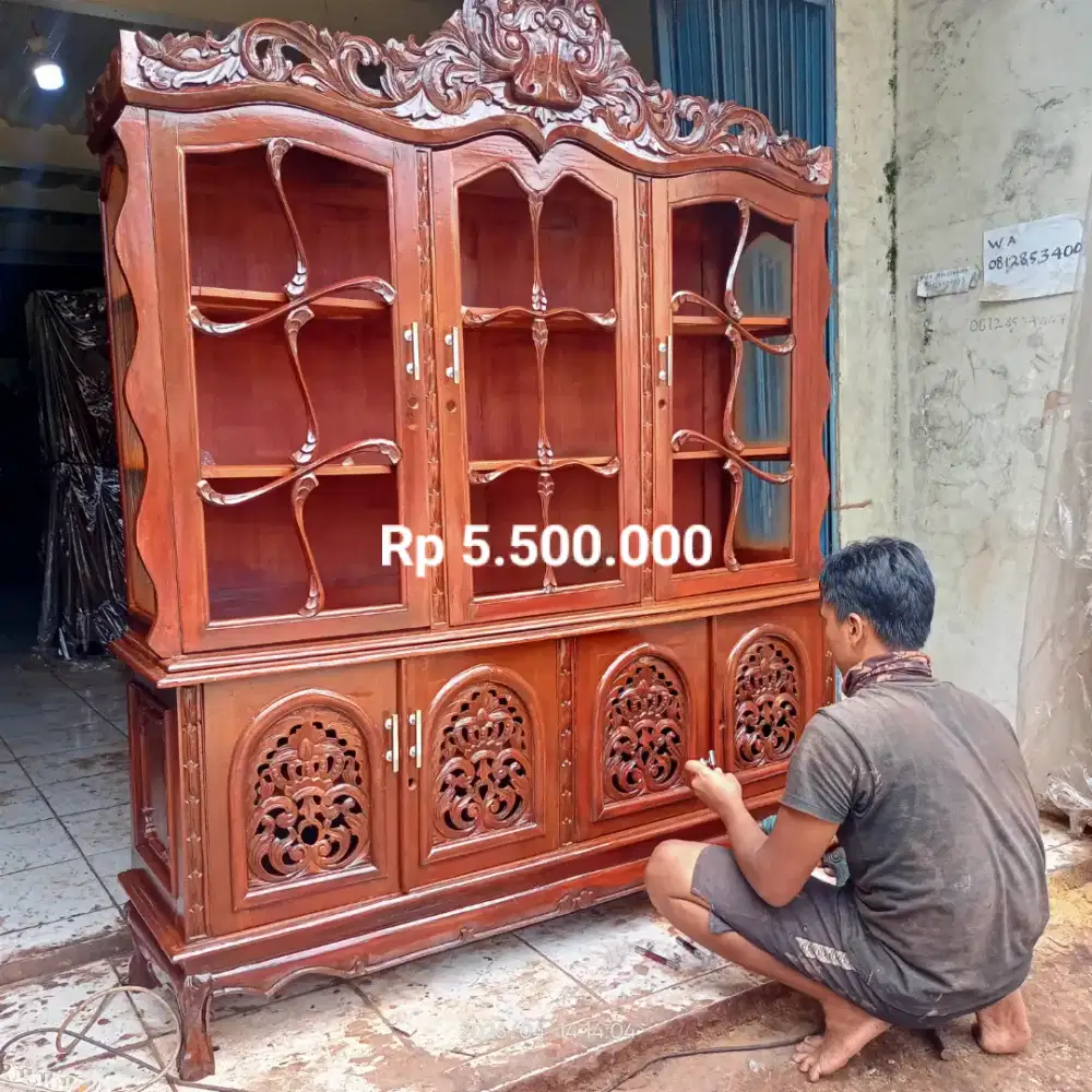Panjang 170 lemari kaca bufet antik kayu jati tua bekas dah melamin