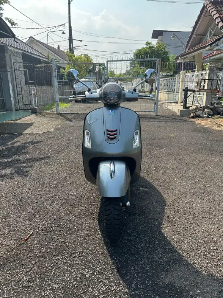 Vespa GTS 300 Super Sport ABS