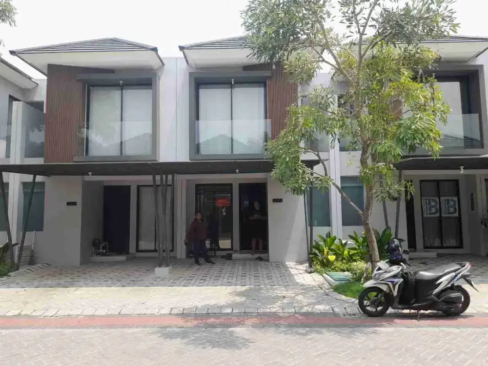 Dijual via lelang rumah di grand pakuwon cluster gladstone JC02/35 tandes Surabaya