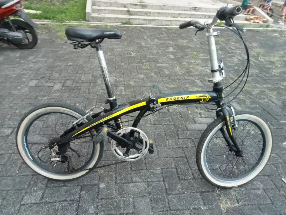 Sepeda lipat (Alloy) 20 Phoenix bekas normal siap pakai