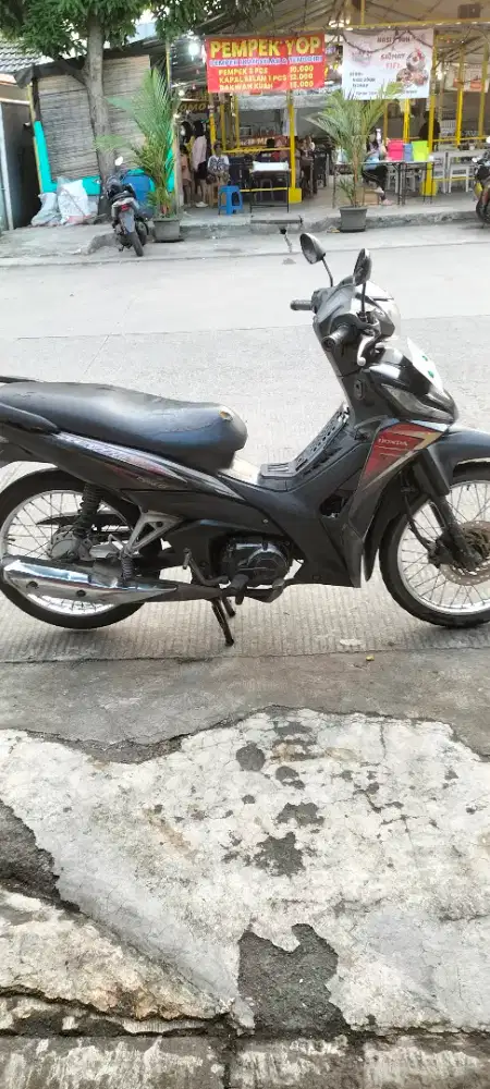 Di Jual Honda Revo Fi