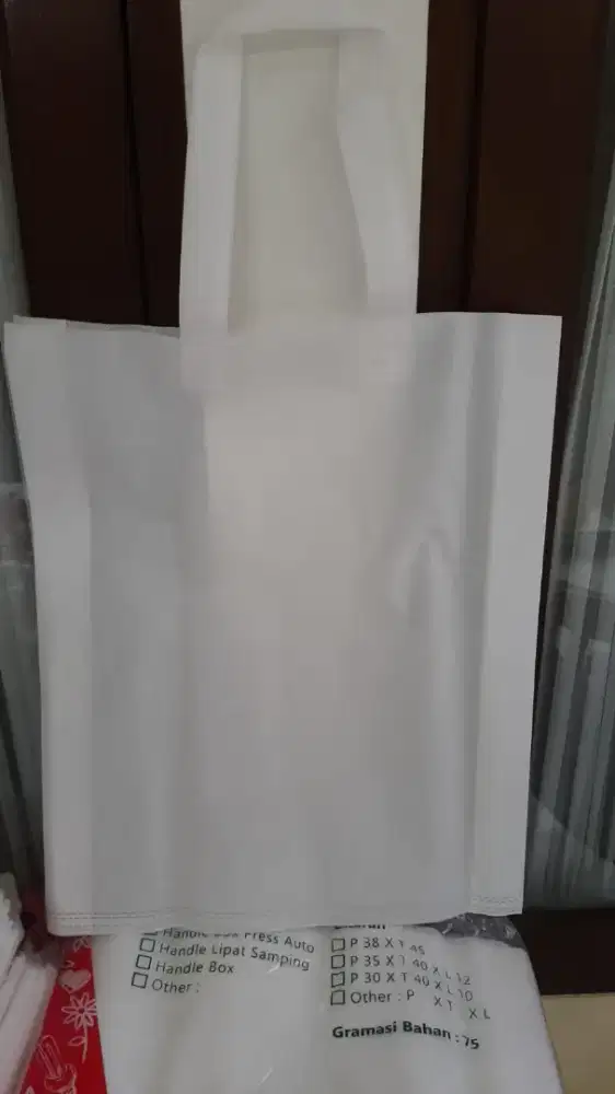 Godie bag UK. 38x45 warna putih