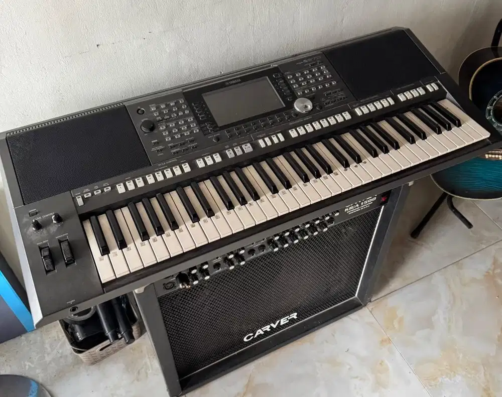 Keyboard yamaha S970