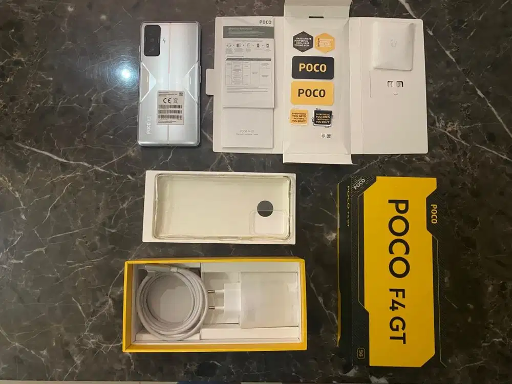Poco F4 GT 12/256