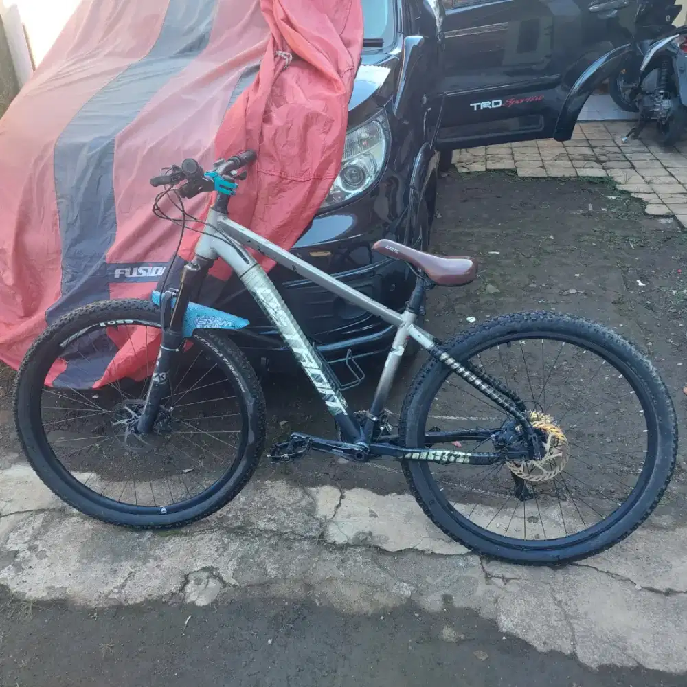 Sepeda Gunung Rakitan