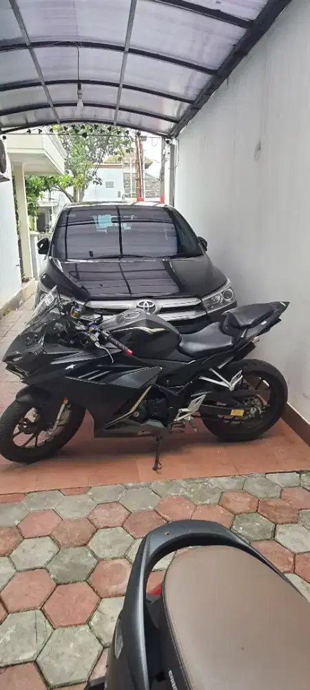 Jual CBR 150 R low km