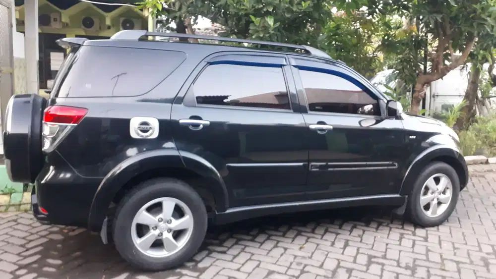 Toyota Rush 2010 Bensin