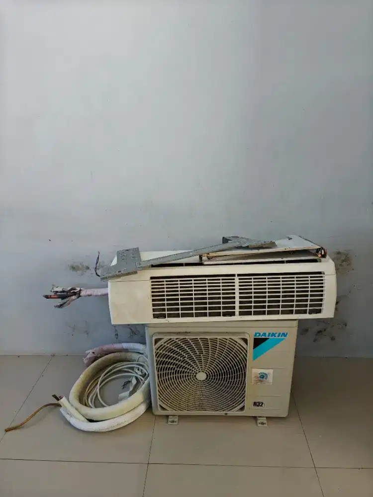Dijual AC 1 PK Merk Daikin