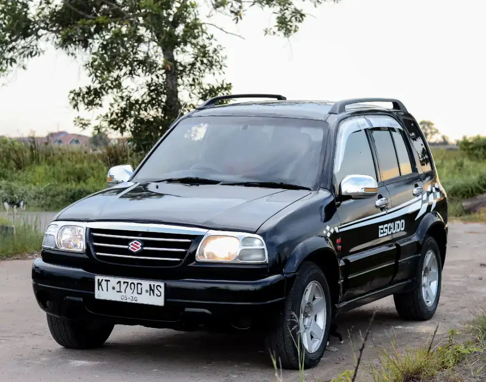 Suzuki Escudo 2.0 Manual