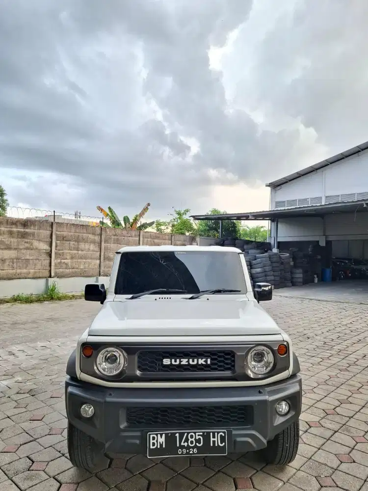 Jimny 2021 matic. Km 30rb antik