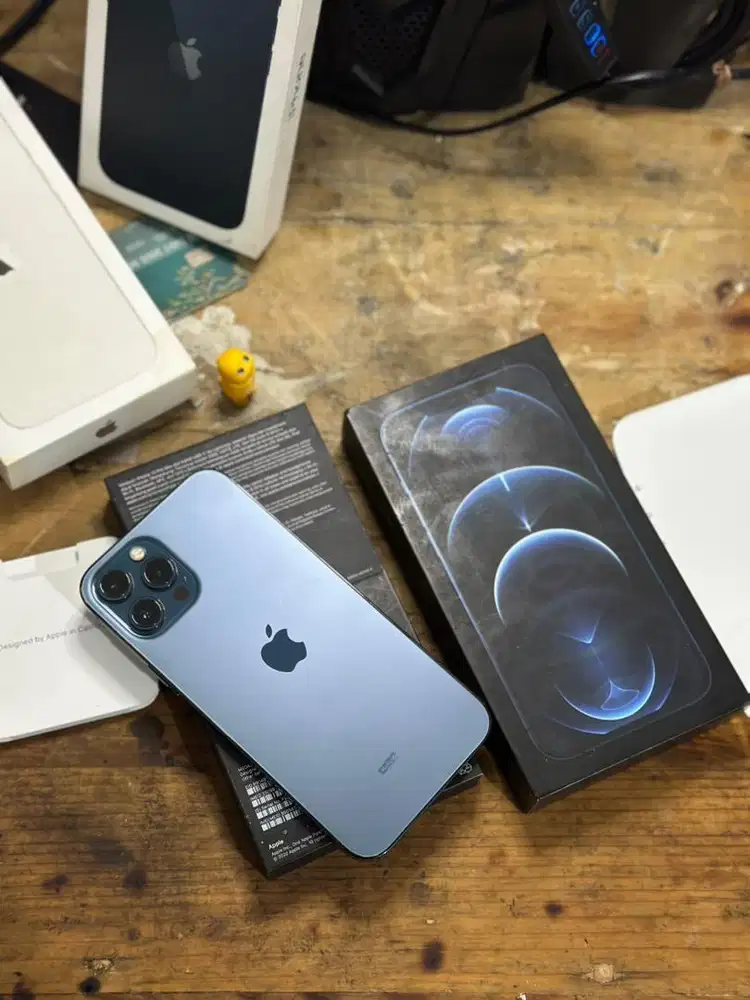 iPhone 12pm 128 iBox