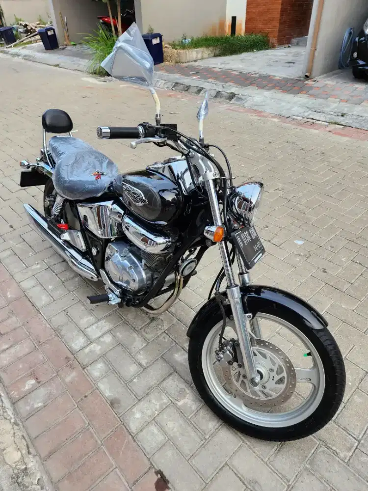 Honda Phantom TA 200 CC 2004