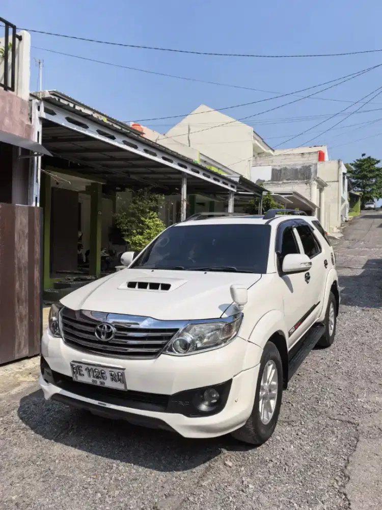 Fortuner vnt 2.5 matic diesel 2013