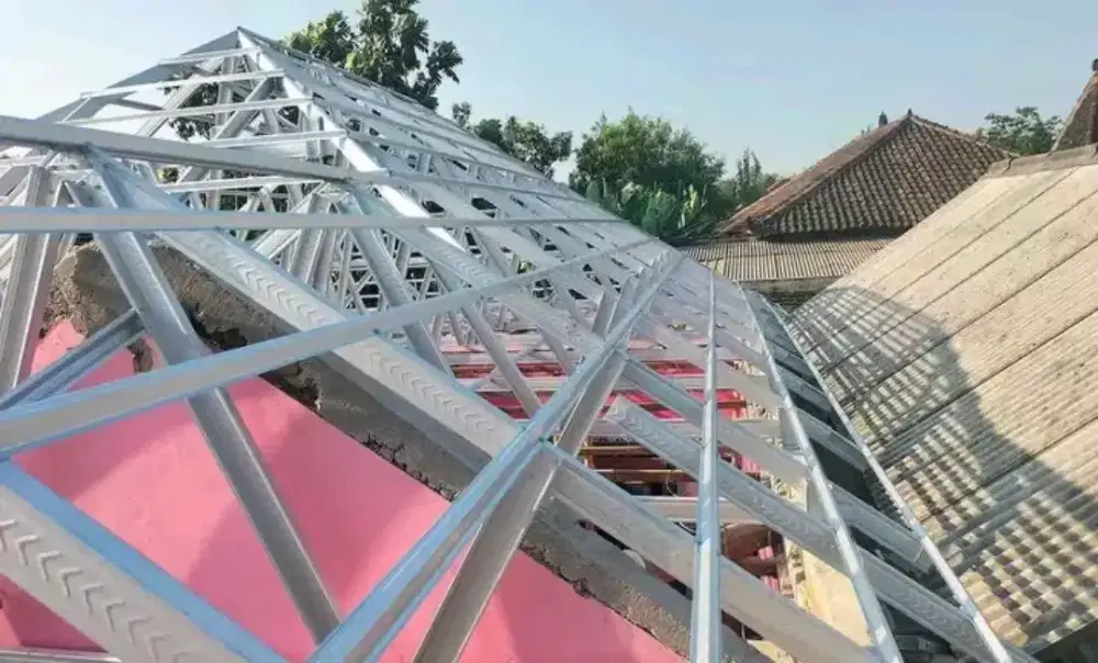 Renovasi atap lama genti baja ringan