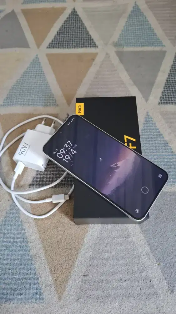 Poco F7 12/512GB Fullset mulus garansi