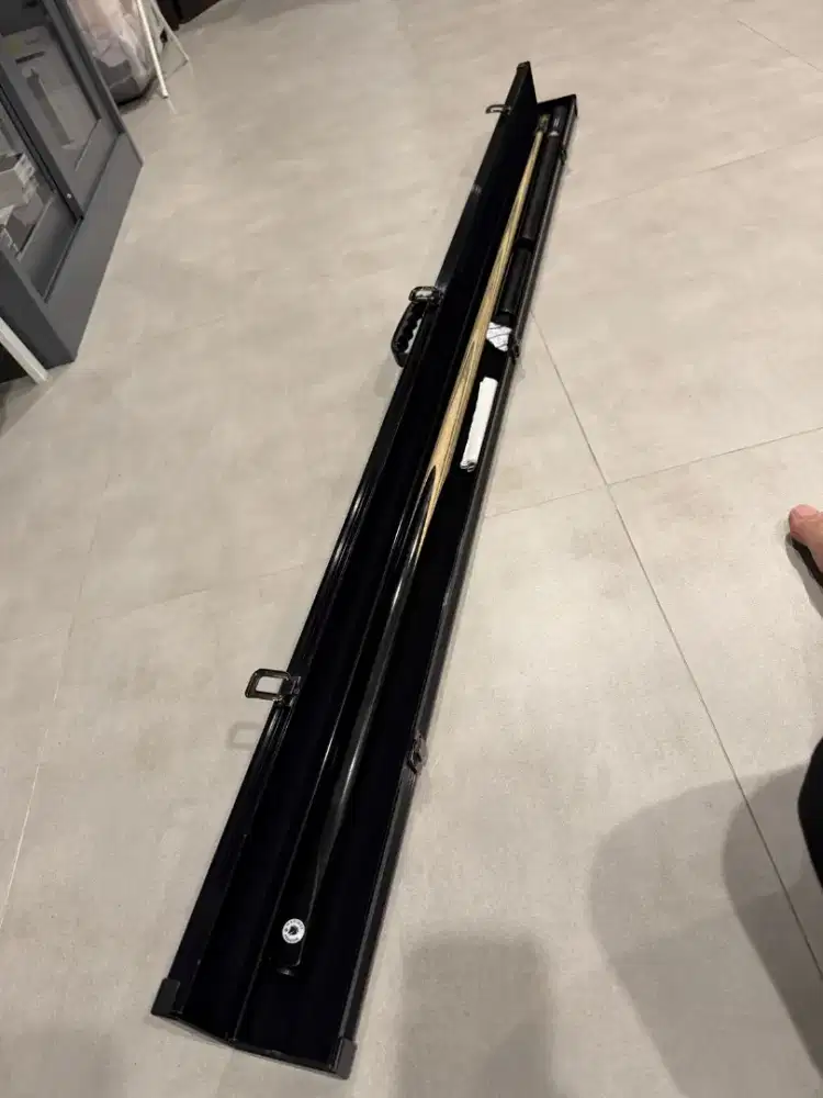 MAXIMUS Snooker CUES Premium Series Ash Shaft (1-Piece Cue)
Omin