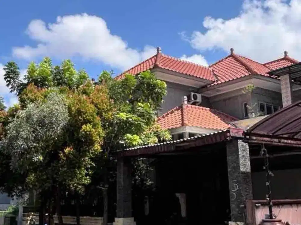 RUMAH REGENCY 21 SEMI FURNISH BAGUS TERAWAT DEKAT DHARMAHUSADA, MANYAR, ARAYA, KERTAJAYA