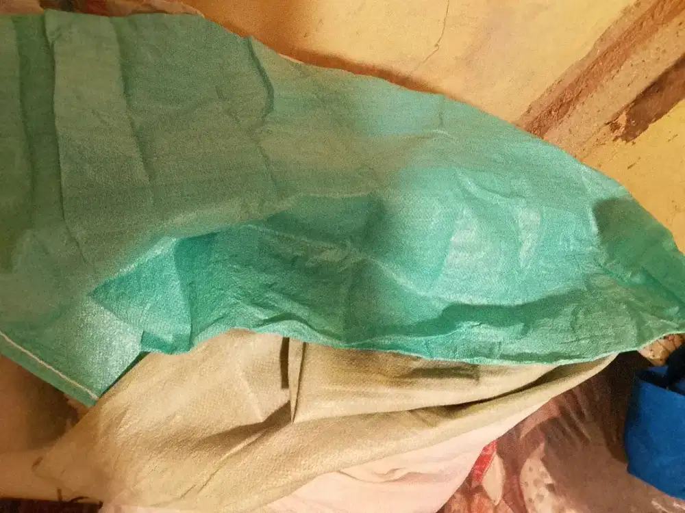 Karung Bekas Berbagai Ukuran