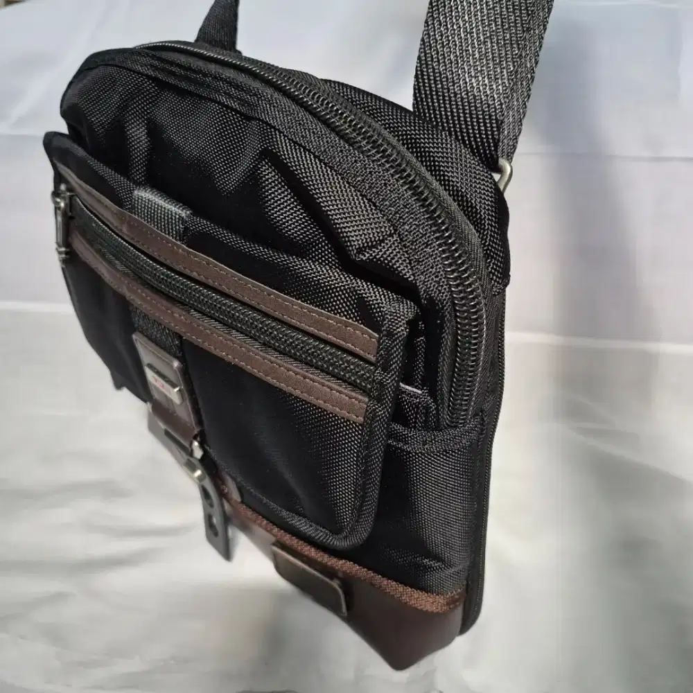 Tas Sling Bag TUMI Annapolis