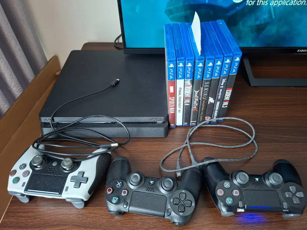 PS4 SLIM BEKAS 500GB 3 YEAR USE