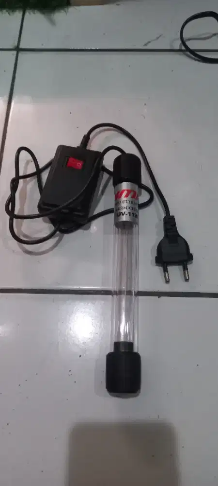 Lampu UV untuk aquarium