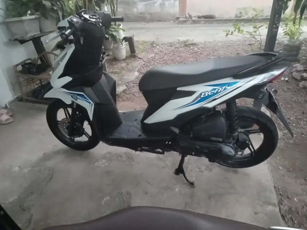 Di jual motor honda beat 2019