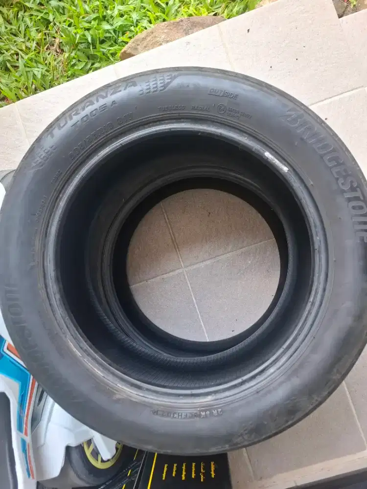 Ban Bridgestone Turanza T005A 205/55 r16