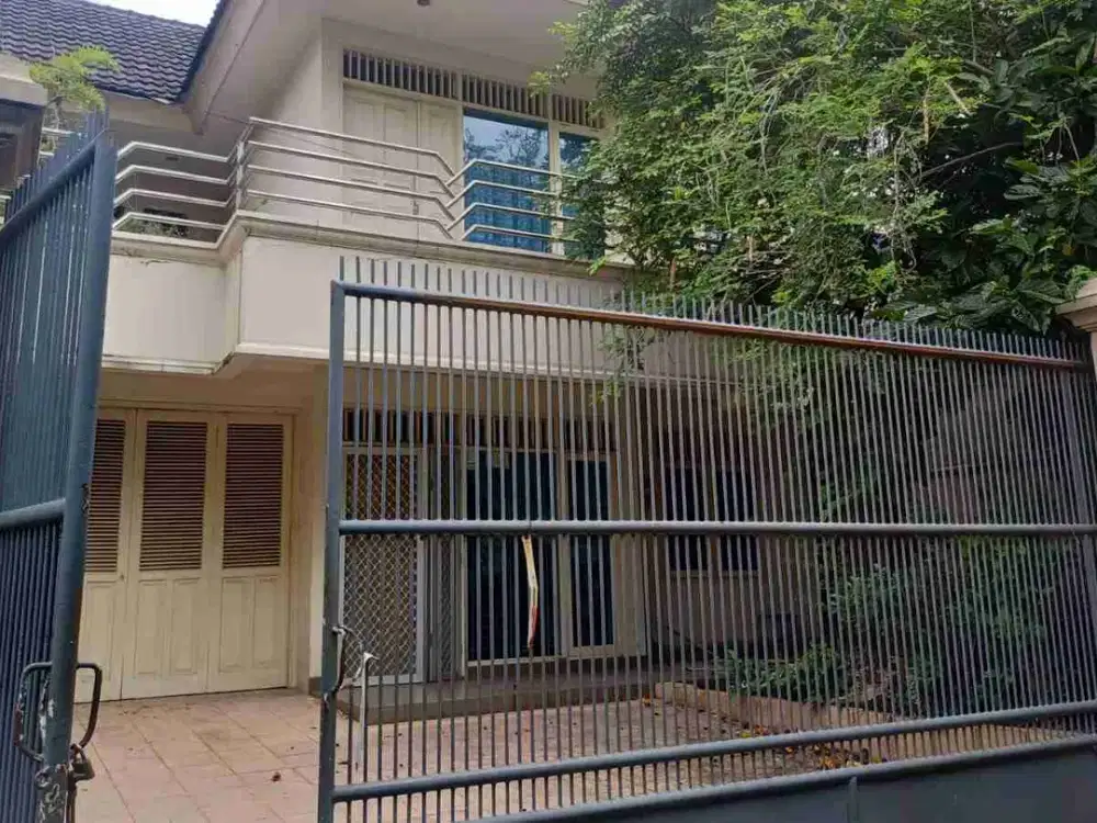 Dijual rumah di bawah NJOP, Cideng Timur.Jakarta Pusat.