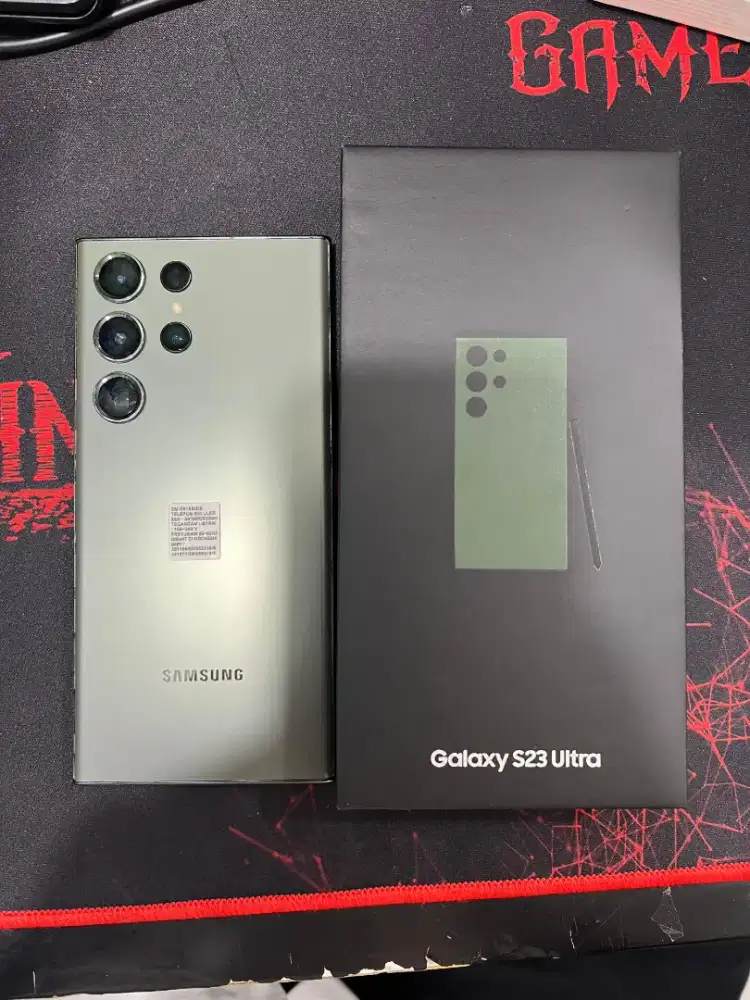 Samsung S23Ultra 12/256 Like New
