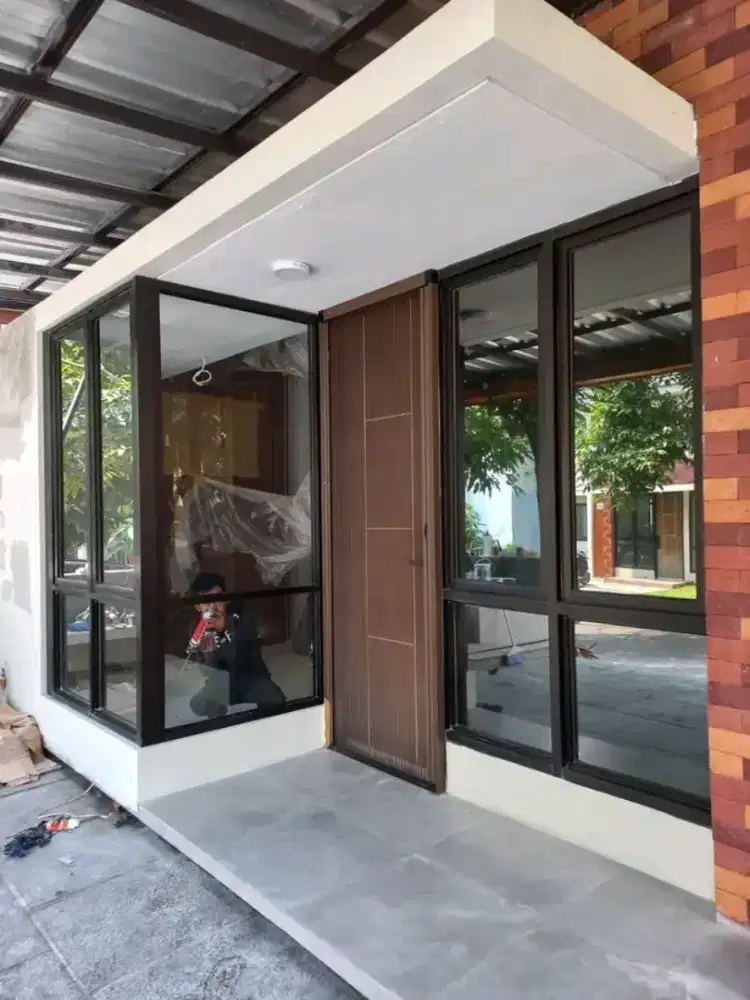 Kusen aluminium Dan kaca