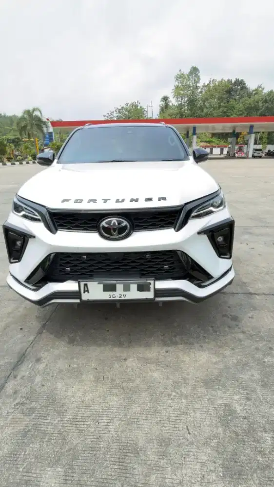 km 15rb Fortuner 2.8 GR TSS Aero Package 2024