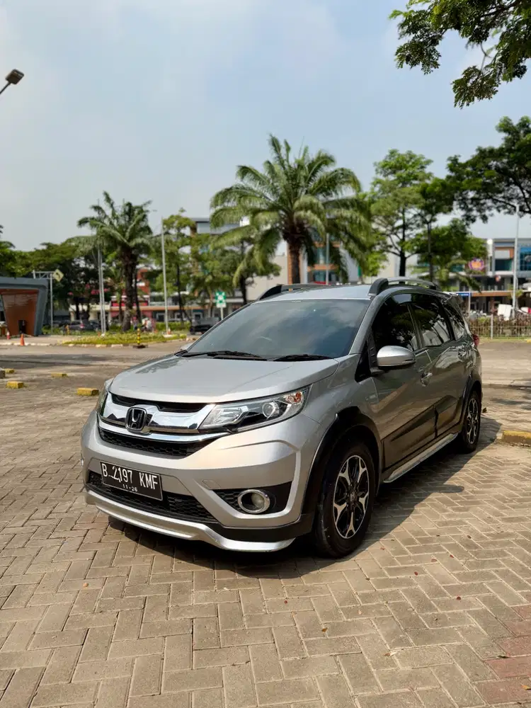 Bismillah  DIJUAL HONDA BRV PRESTIGE TAHUN 2018 KM 63.xxx