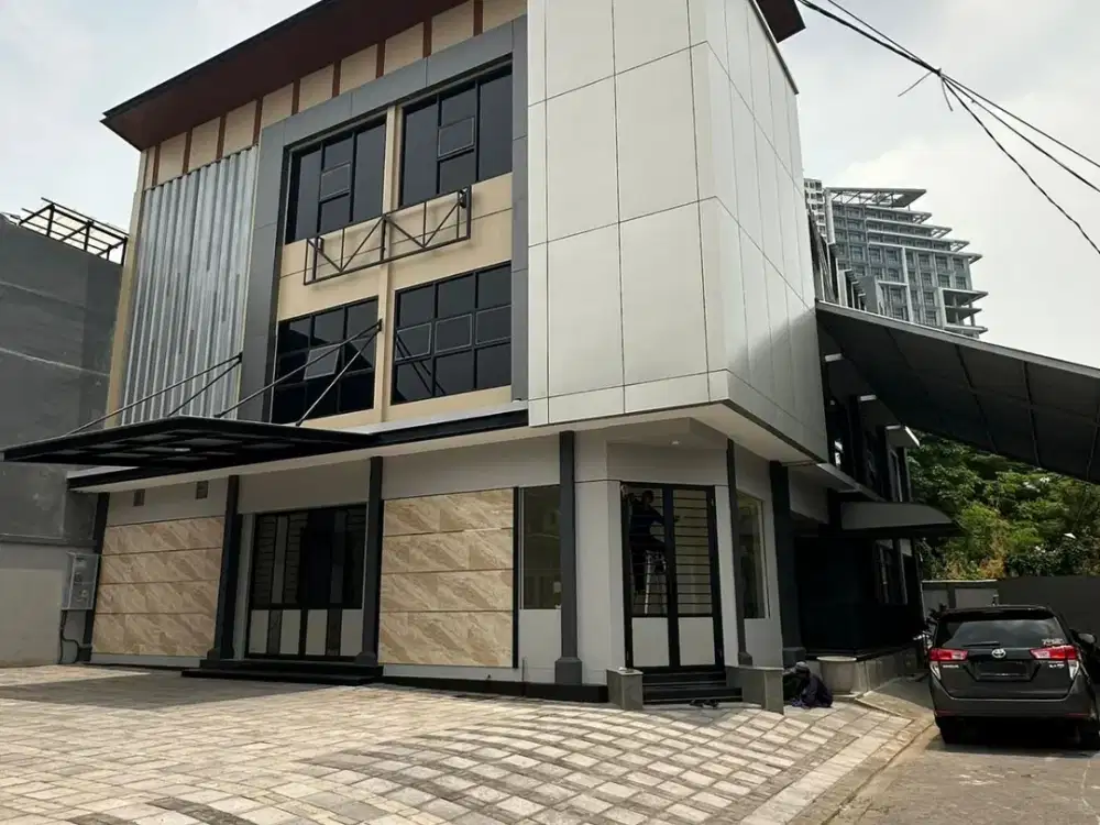 Disewakan Gedung 3 Lantai Darmo Permai - Surabaya Barat Akses Parkir Luas