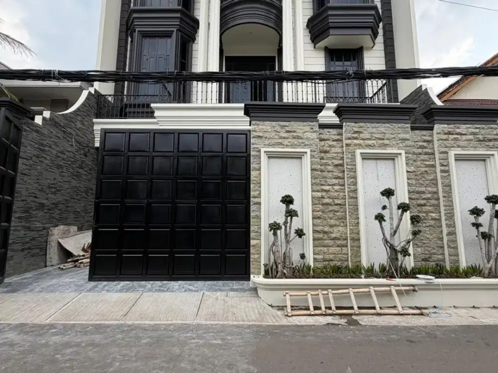 FOR SALE PEJATEN BARAT BRAND NEW HOUSE, ON PROGRESS LUXURY AMERICAN CLASSIC HOUSE