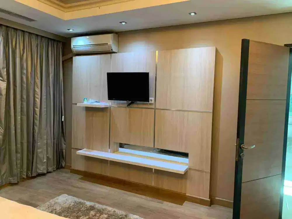 Disewakan apartment condo Sheraton 3 br Surabaya kota .full furnished