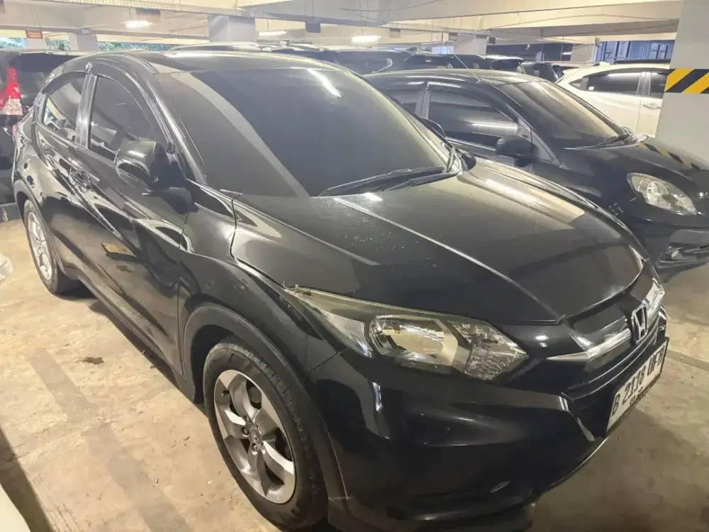Dijual mobil Honda Hr-V Type S 1.5 At