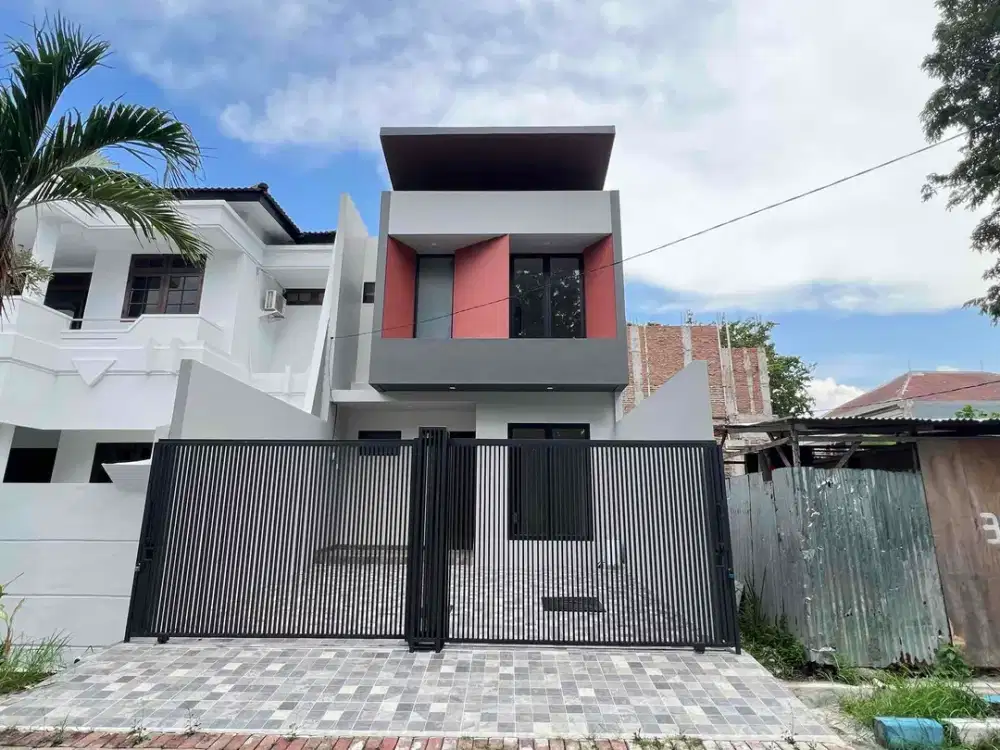 Rumah Baru 2 Lantai di Manyar  Row Jalan Lebar Siap Huni