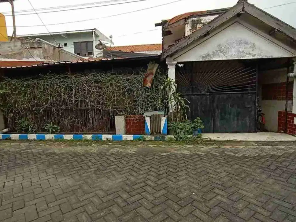 Rumah Lama 1,5 Lantai Butuh Renov di Perum Tropodo Indah, Waru, Sda