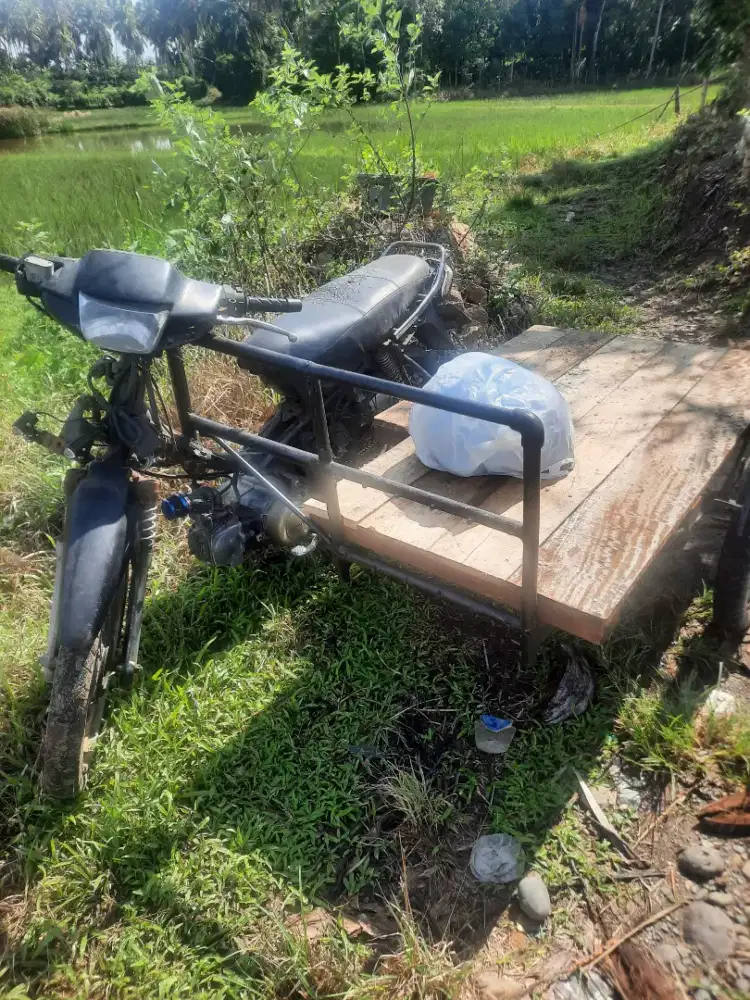 Becak Honda supra di jual