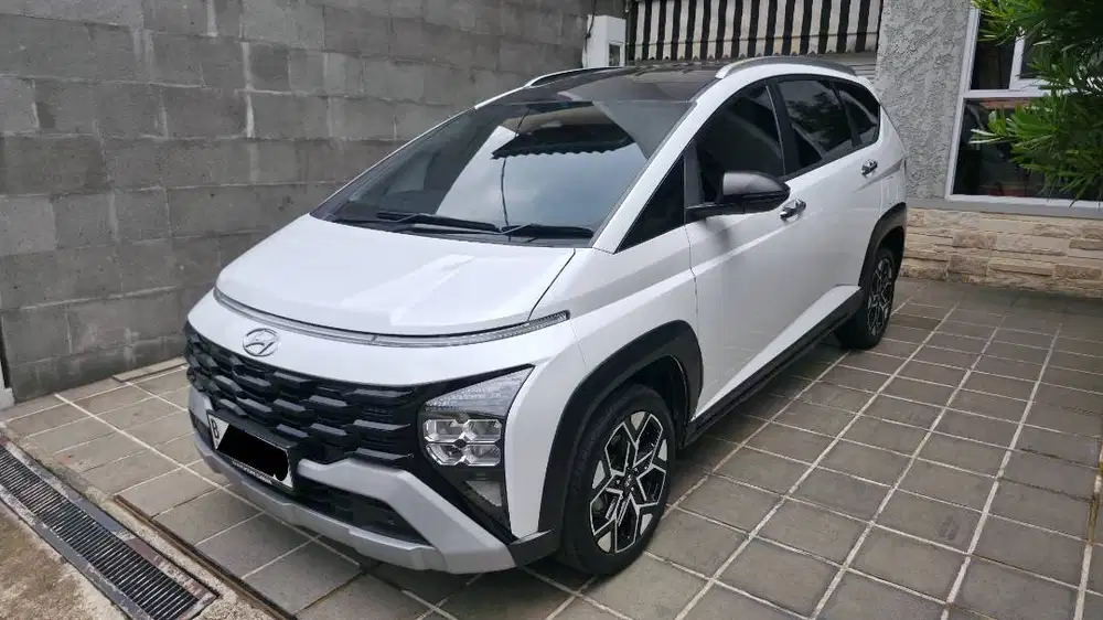 Hyundai Stargazer X Prime Captain Seat Two Tone 2024 Sangat Istimewa