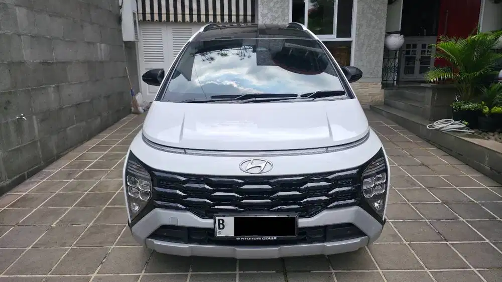 Hyundai Stargazer X Prime Captain Seat Two Tone 2024 Sangat Istimewa