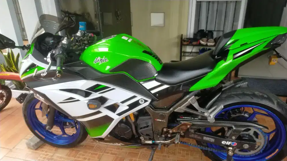 KAWASAKI NINJA ABS 250cc. Anvy 30th
THN 2015