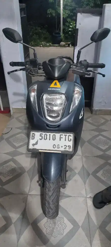 Dijual motor honda genio tahun 2024