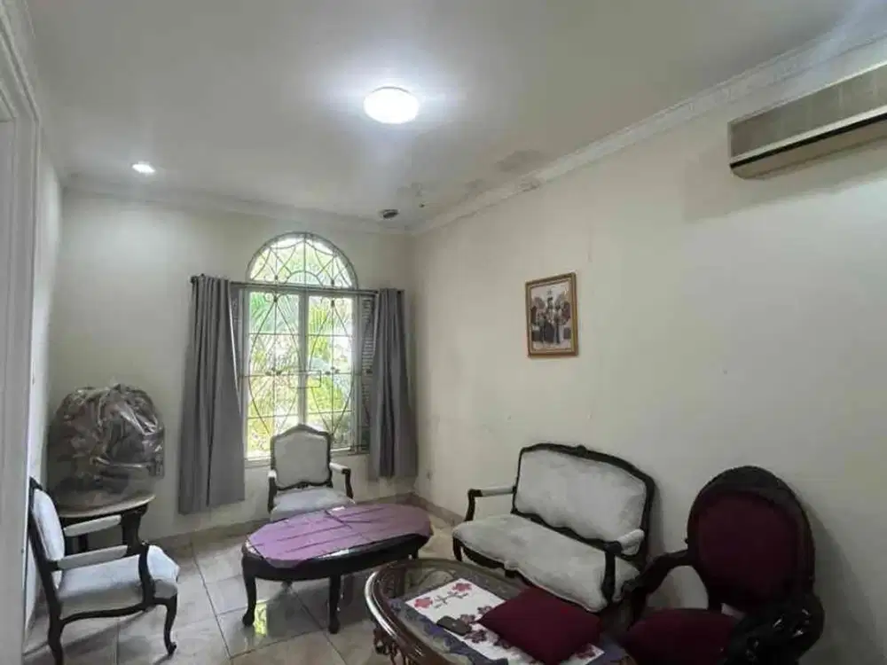 Rumah cantik lokasi strategis Kota Wisata cibubur