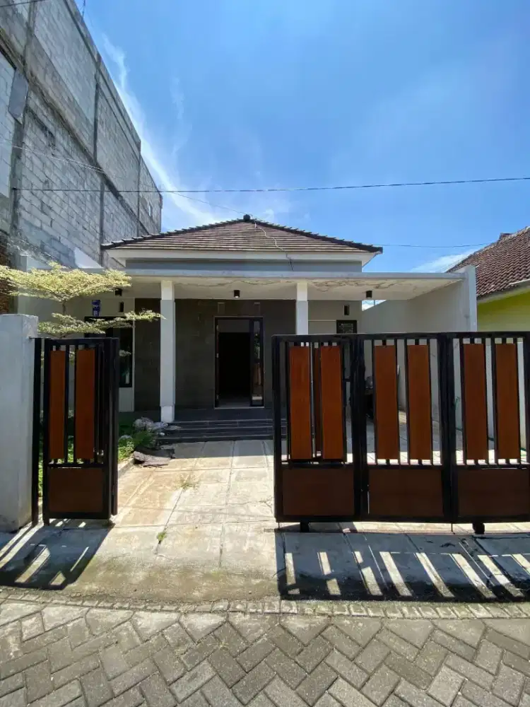 JUAL CEPAT SIAP HUNI!!! RUMAH SHM BANGUNAN 2023