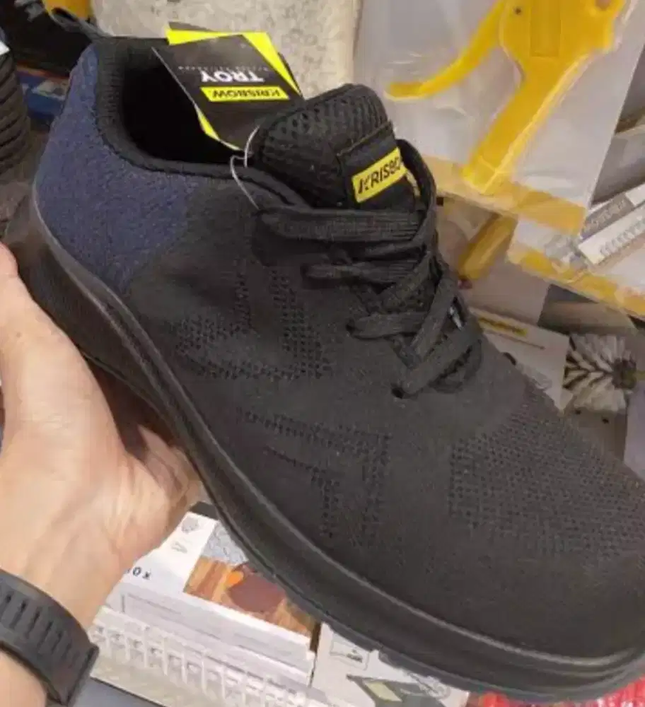 Sepatu Safety Krisbow size 39